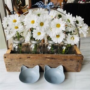 Cat Bowl Feeding Set (2)•Grey•Cat Head-Shaped Satin Stoneware•Dishwasher Safe
